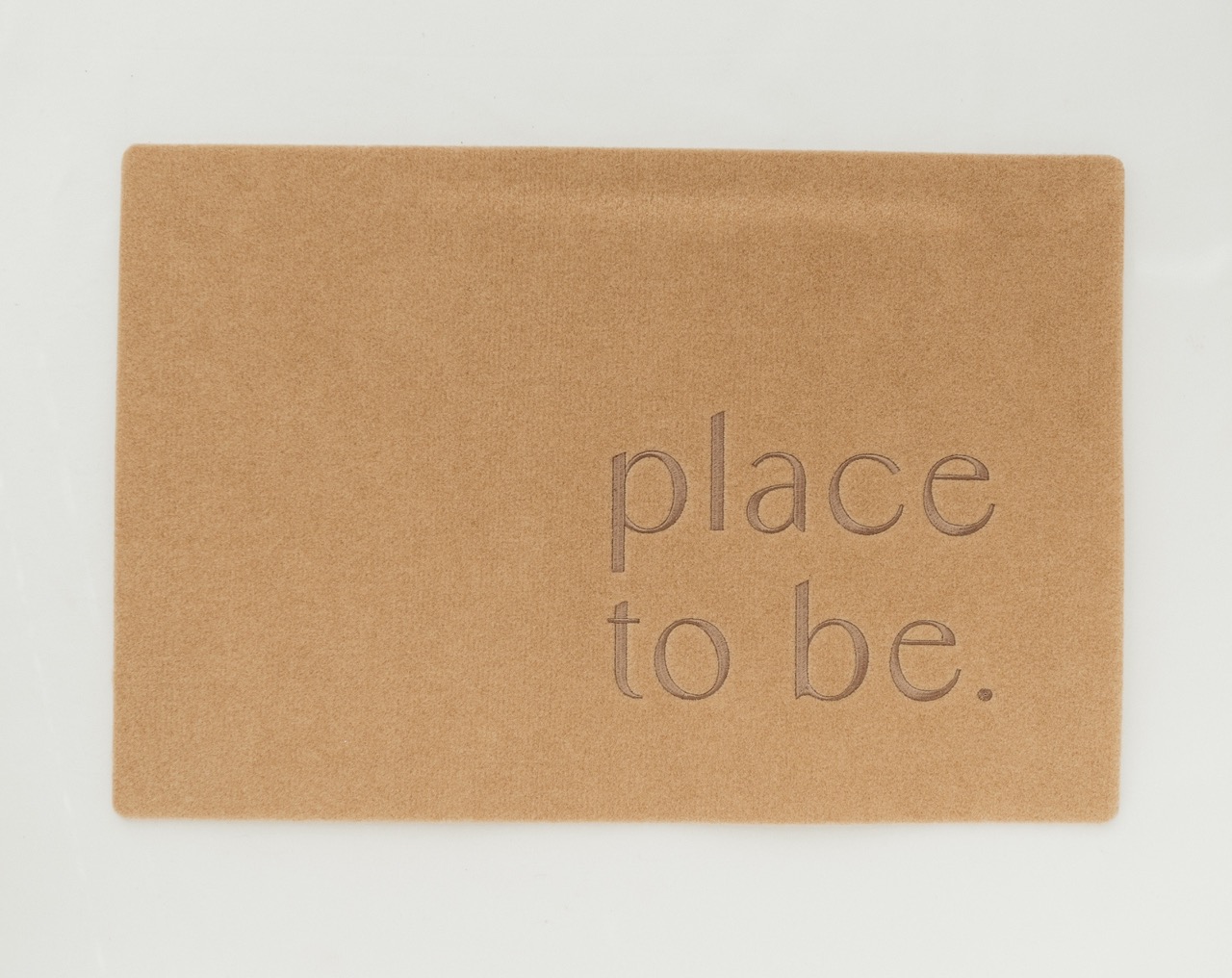 Bestickte Fußmatte place to be. – Bild 6
